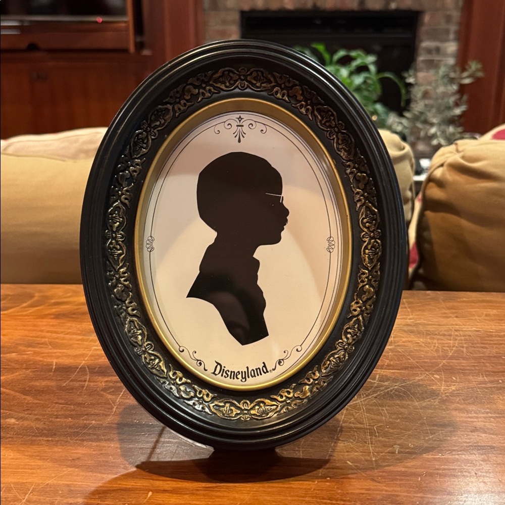 Disneyland Silhouette w Picture Frame Rare Stand Boy Gold Relief Detail Glass